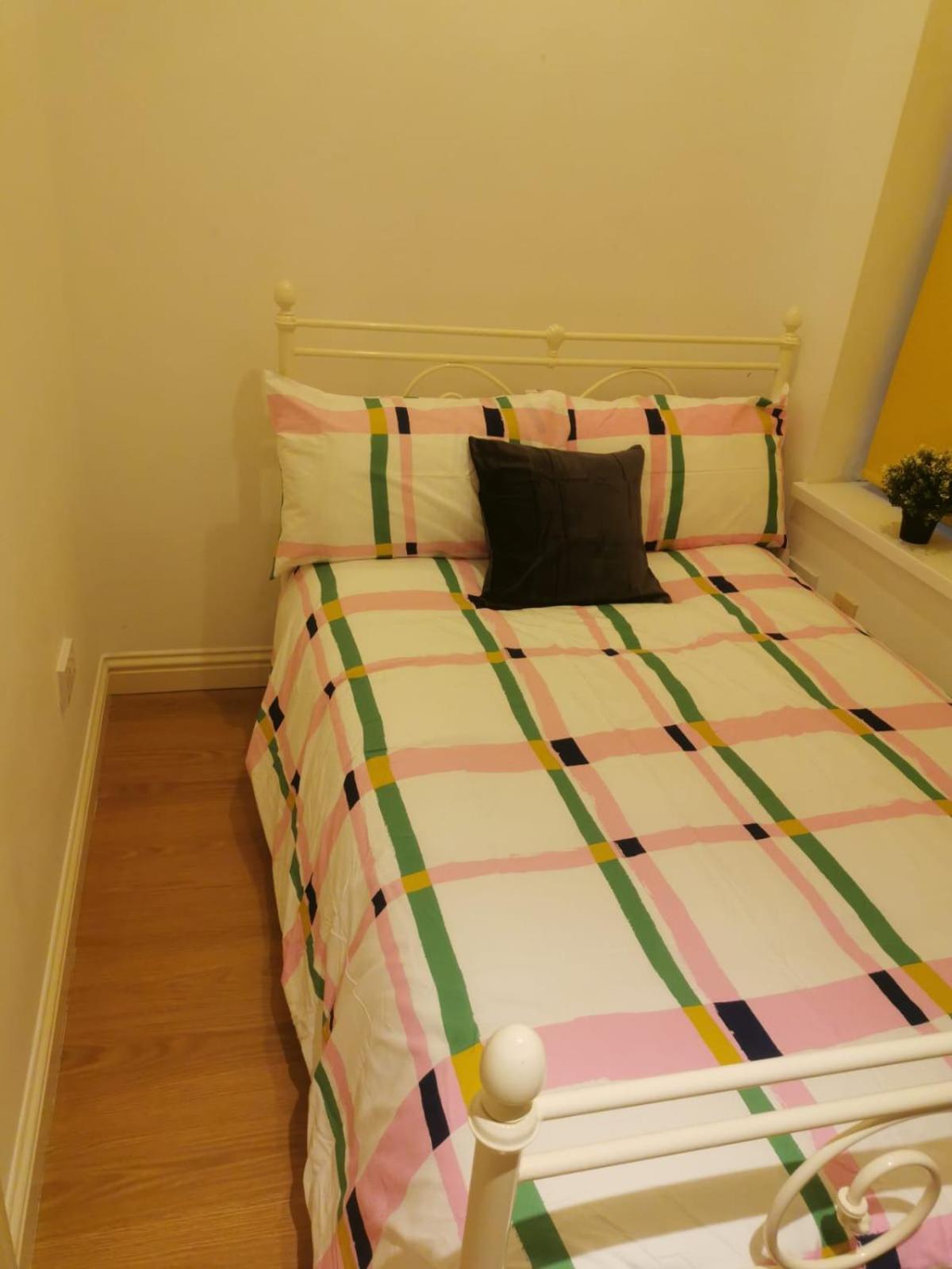 Lovely Spacious Room Near Train Station And University Dallington  Eksteriør bilde